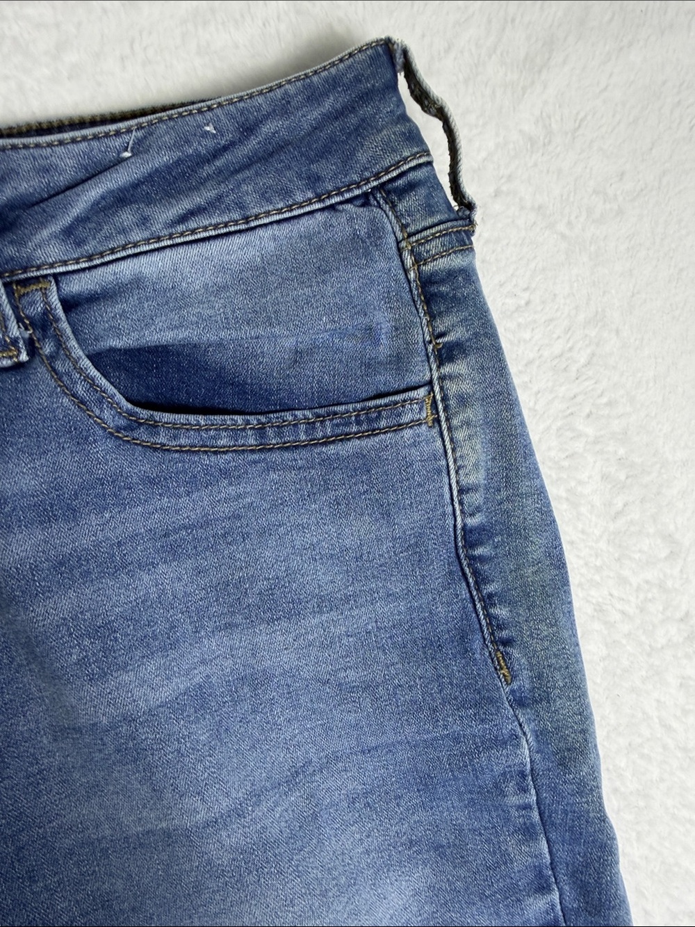 High Rise Ultimate Jegging Size 17 - Picture 3 of 7